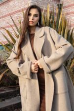 Yırtmaçlı Alpaka Kumaşından Manto - Görsel 6