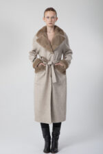 Alpaka Kumaşından Hakiki Vizon Kürklü Manto