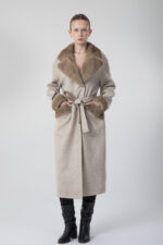 Alpaka Kumaşından Hakiki Vizon Kürklü Manto - Görsel 3